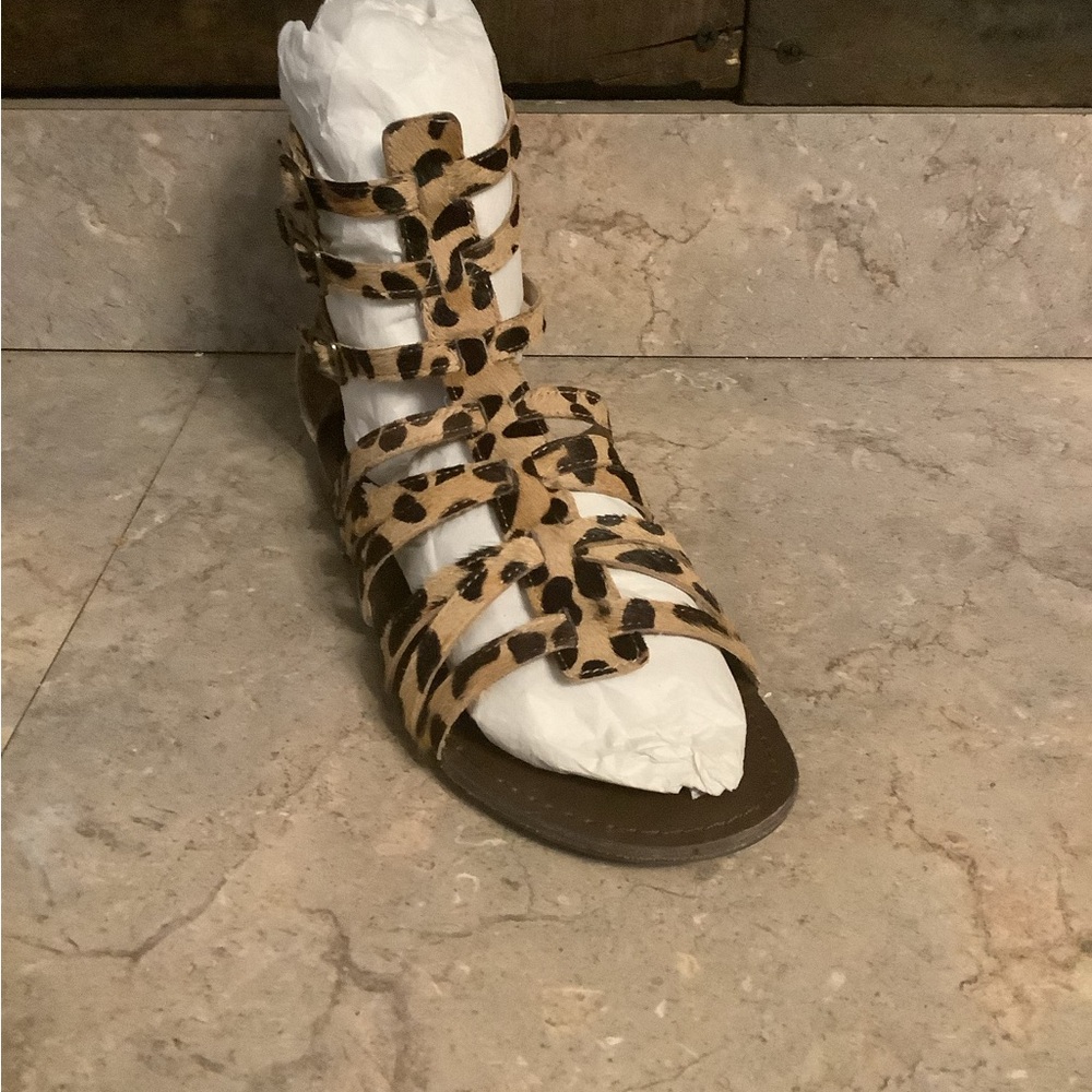 Steve Madden Leopard Print Gladiator Sandals Sz 8.5